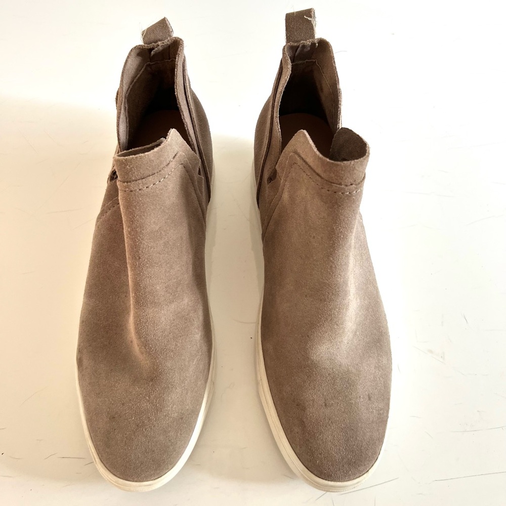 Women’s Steve Madden wedge booties